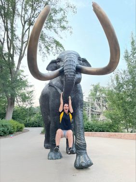 Nicole Scarberry, a fourth-year veterinary student and member of the University of Missouri College of Veterinary Medicine Class of 2024, recently completed an externship at Omaha’s Henry Doorly Zoo and Aquarium in Nebraska.
