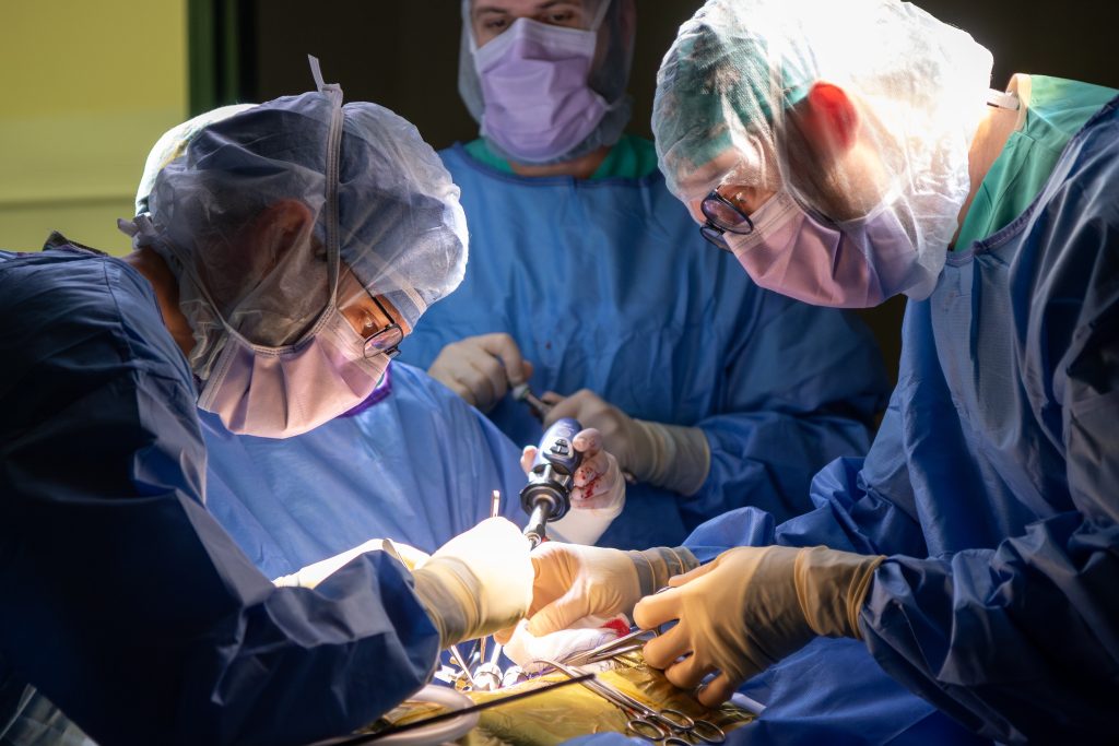 Dr. Skinner performing thoracoscopic surgery