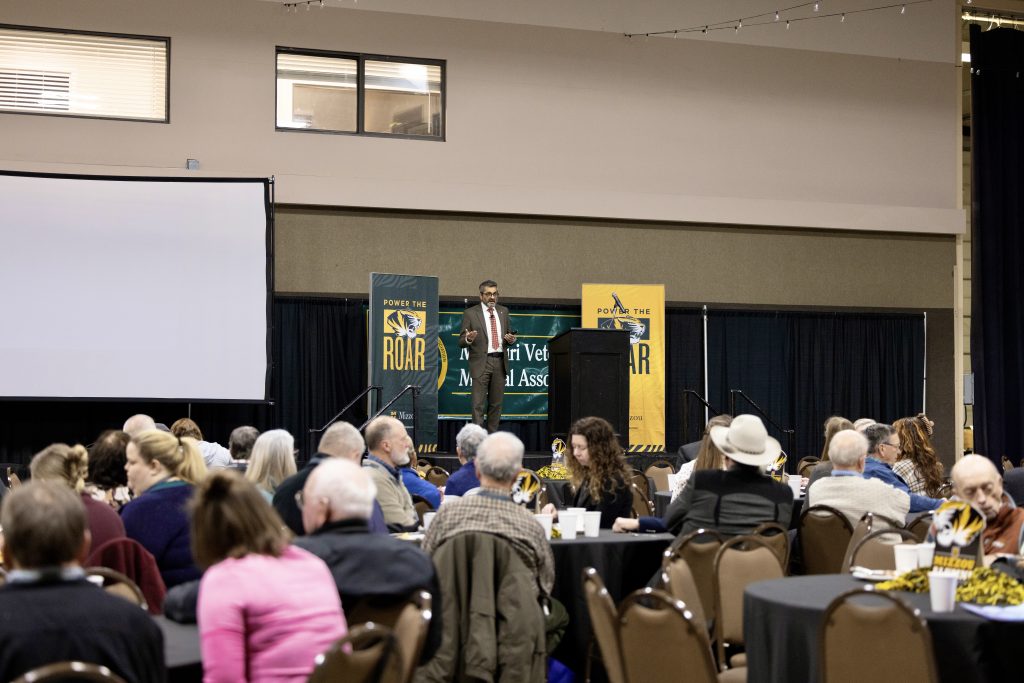 Dean Sri speaks at breakfast