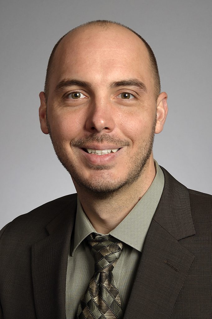 Daniel Davis